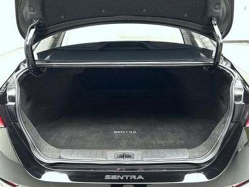 Used 2024 Nissan Sentra SV w/ SV Premium Package FWD image 21