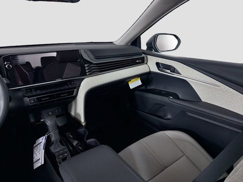 New 2026 Toyota Camry XLE image 16