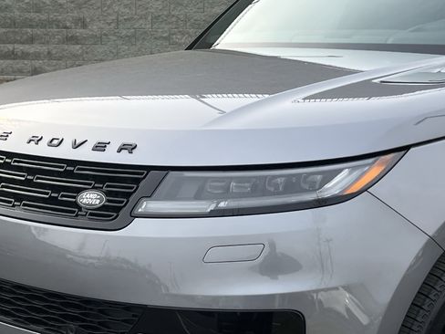 Certified 2025 Land Rover Range Rover Sport Autobiography image 11
