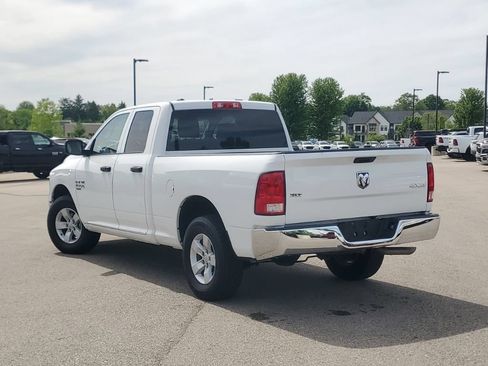 Used 2024 RAM 1500 Classic SLT AWD/4WD image 3