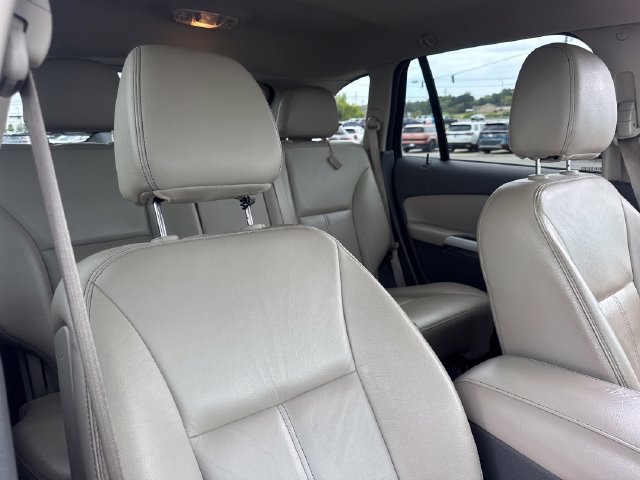 Used 2013 Ford Edge SEL FWD image 29