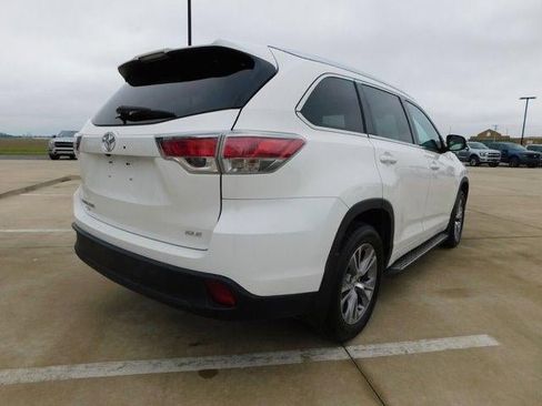Used 2014 Toyota Highlander XLE image 25