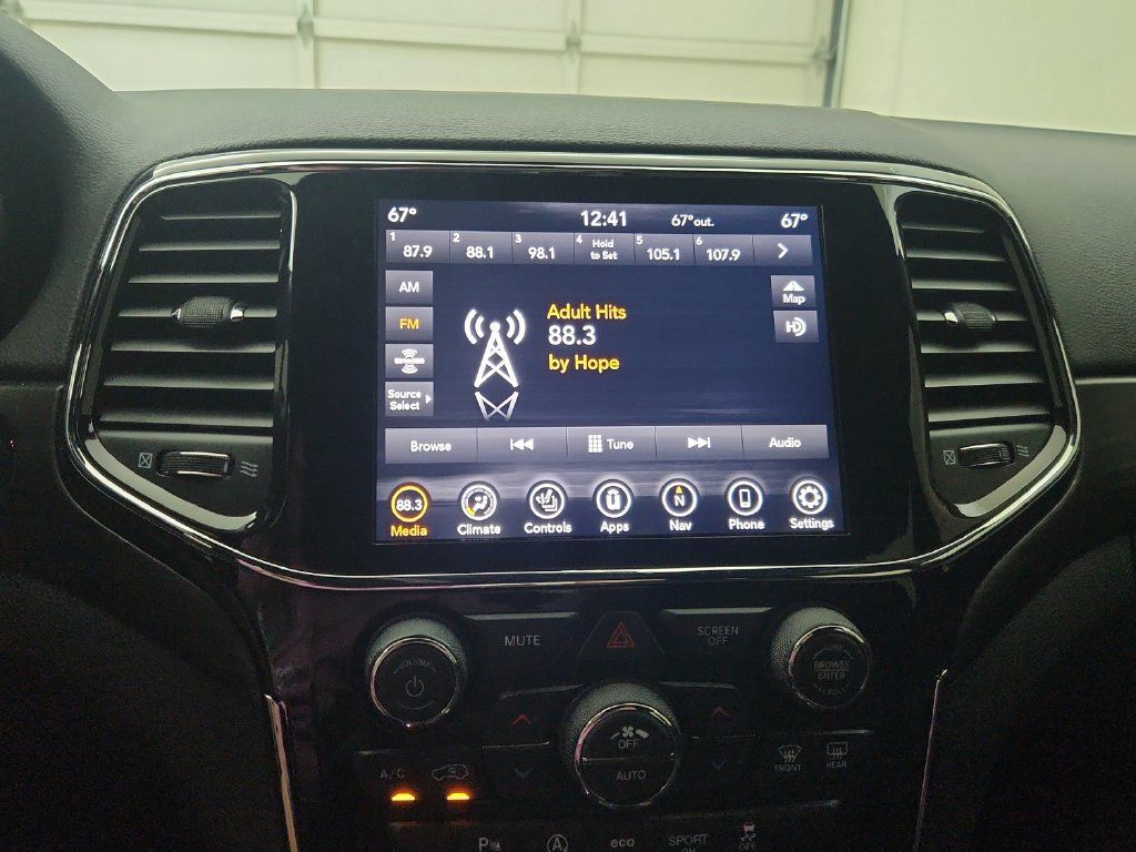 Certified 2021 Jeep Grand Cherokee Freedom Edition AWD/4WD image 27