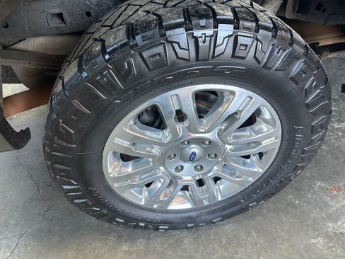 Used 2013 Ford F150 Platinum AWD/4WD image 5