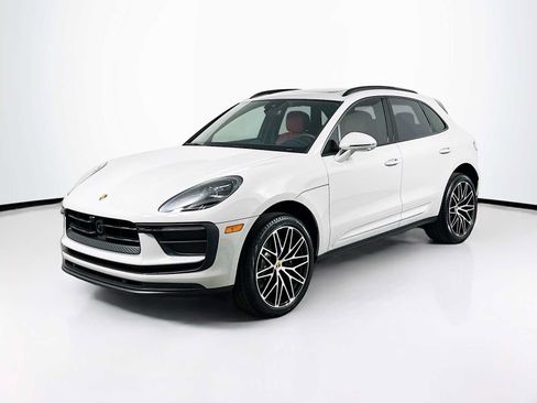 New 2026 Porsche Macan AWD/4WD image 1