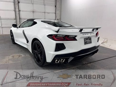 New 2026 Chevrolet Corvette Stingray Coupe w/ Z51 Performance Package RWD image 18