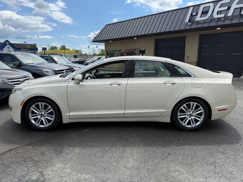 Used 2016 Lincoln MKZ AWD w/ Equipment Group 300A Reserve image 8
