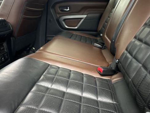 Used 2018 Nissan Titan Platinum Reserve w/ Platinum Utility Package image 5