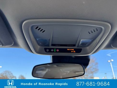 Used 2024 Chevrolet Malibu LT image 27