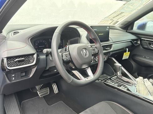 Used 2025 Acura ADX A-Spec image 15