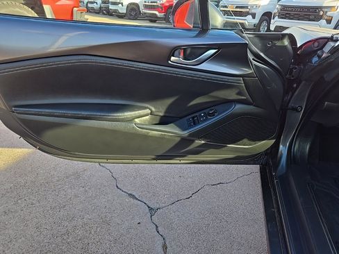 Used 2024 MAZDA MX-5 Miata RF Grand Touring image 17