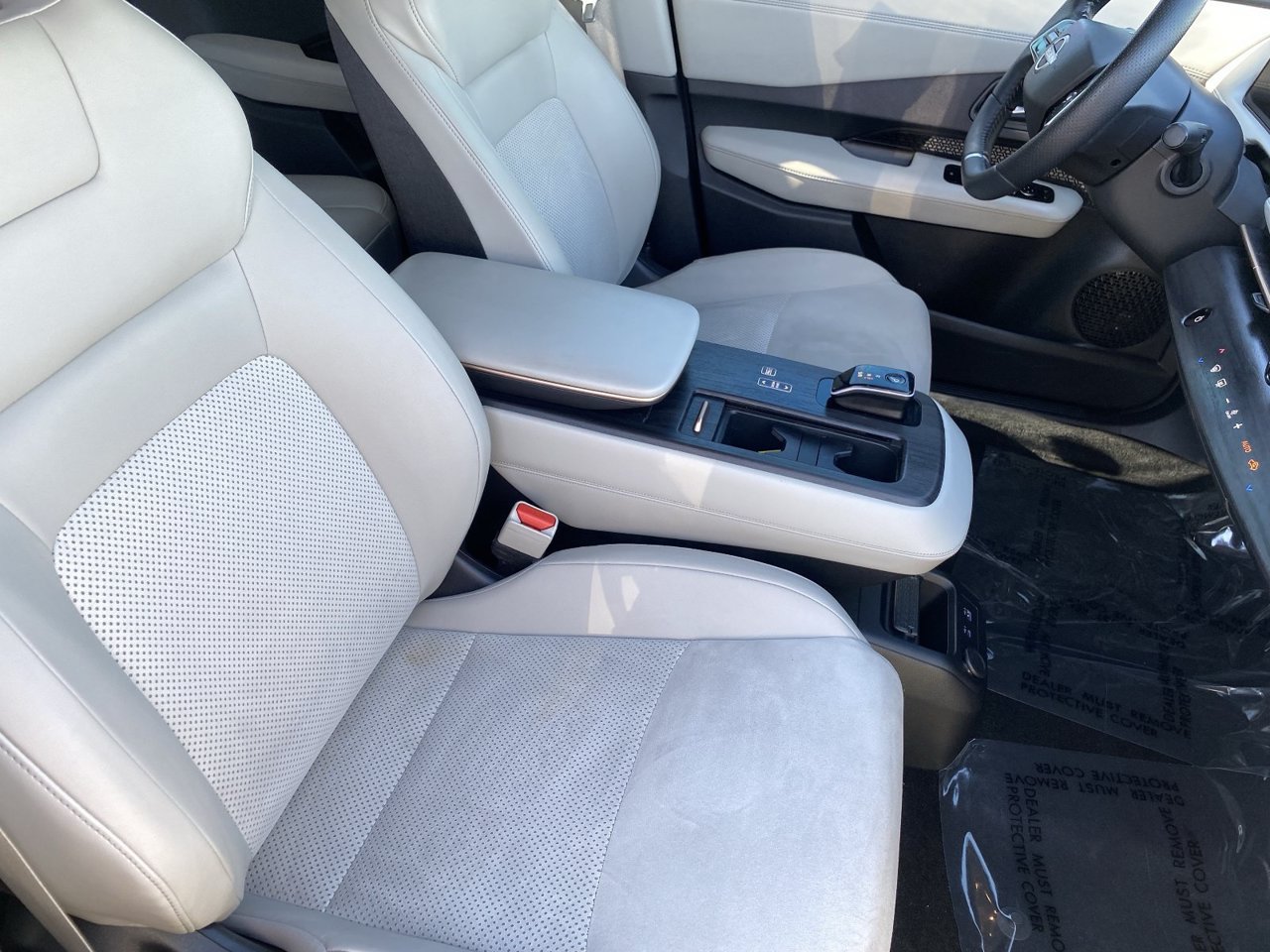 Certified 2023 Nissan Ariya FWD image 11