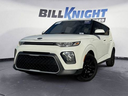 Used 2020 Kia Soul LX image 1