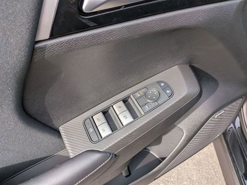 New 2026 Mitsubishi Outlander ES image 12