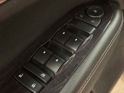 Used 2017 Buick Enclave Leather image 25