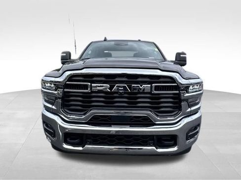 Used 2025 RAM 2500 Big Horn AWD/4WD image 12