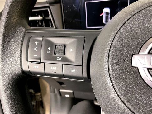 New 2026 Nissan Kicks S image 28