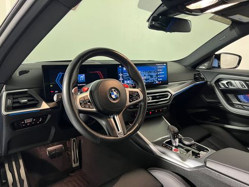 Used 2023 BMW M2 image 4