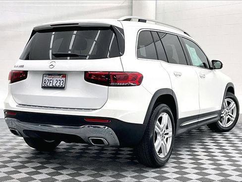 Certified 2022 Mercedes-Benz GLB 250 image 11