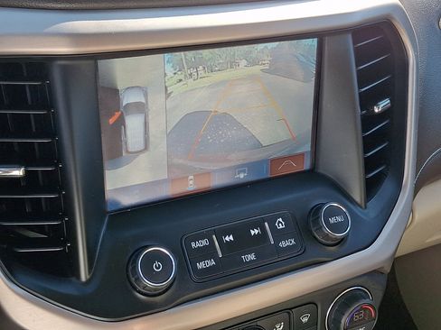 Used 2019 GMC Acadia Denali w/ Technology Package AWD/4WD image 19