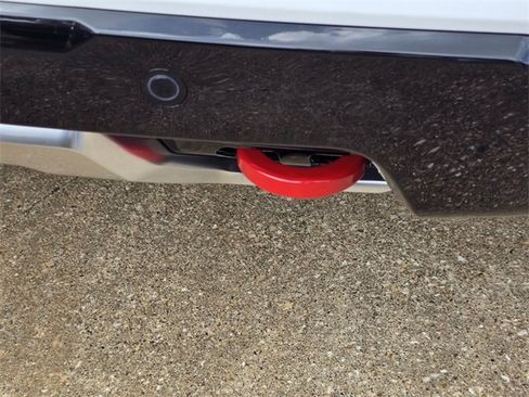 Used 2024 GMC Yukon AT4 w/ Technology Package image 4