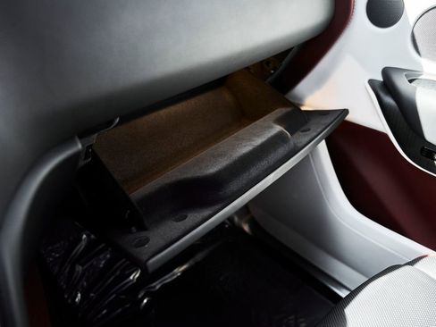 Used 2026 Rolls-Royce Cullinan image 77