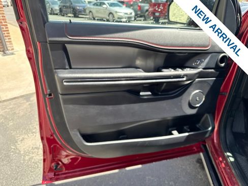 Used 2019 Ford Expedition Limited w/ Equipment Group 303A AWD/4WD image 20