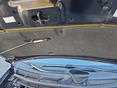 Used 2013 Toyota Prius Persona Series image 10