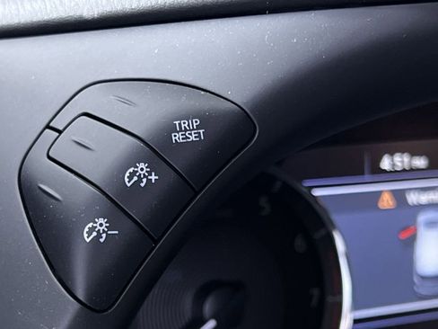 Used 2021 INFINITI QX80 Sensory w/ Cargo Package image 32