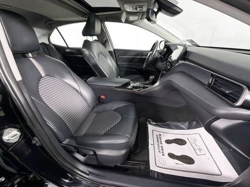 Used 2024 Toyota Camry XLE FWD image 27