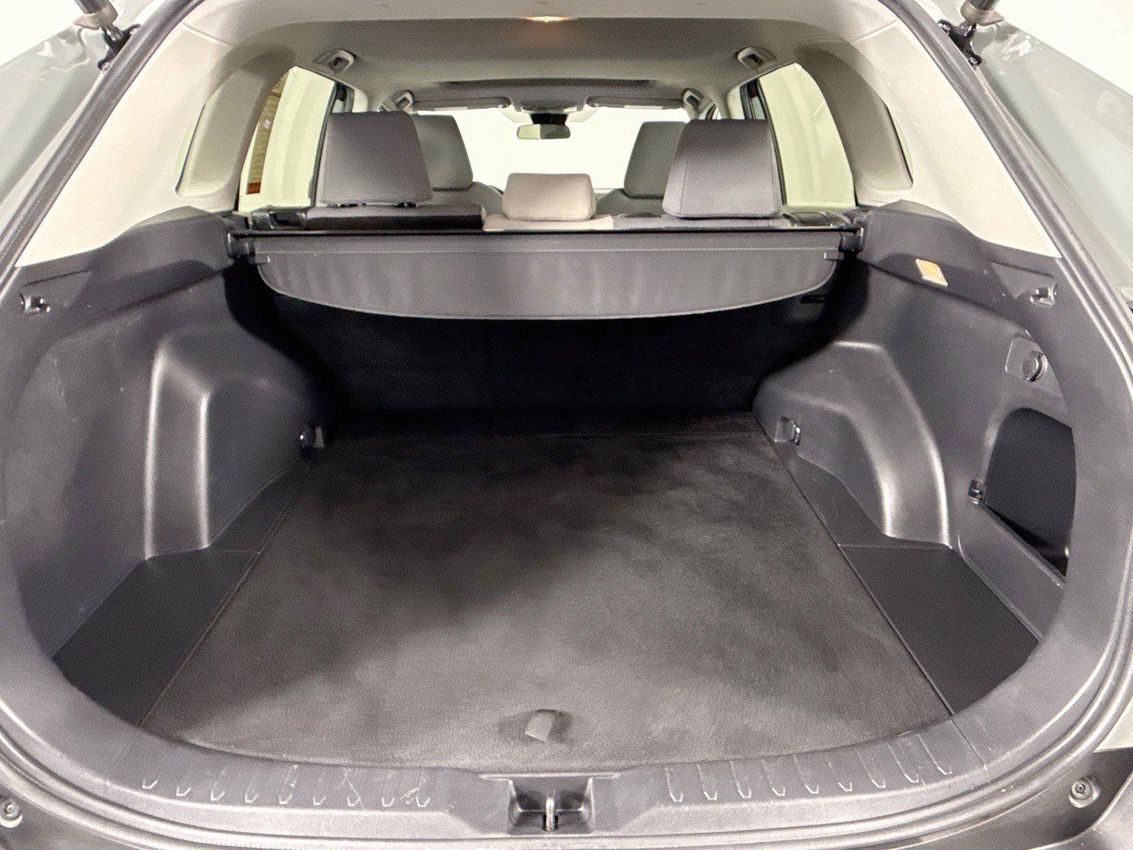 Used 2019 Toyota RAV4 XLE w/ Convenience Package FWD image 38