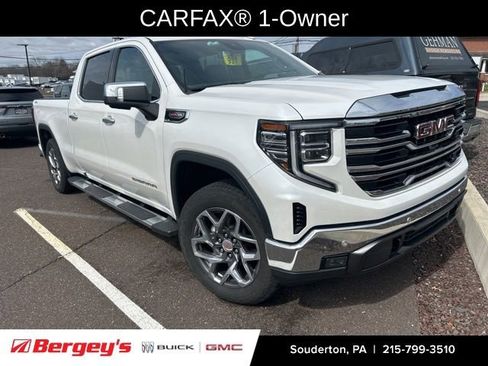 Certified 2022 GMC Sierra 1500 SLT w/ SLT Premium Plus Package image 3