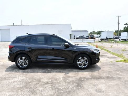 Used 2023 Ford Escape ST-Line w/ Tech Pack #1 FWD image 2