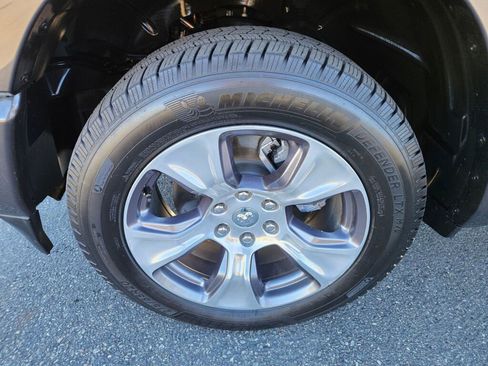 Used 2021 RAM 1500 Laramie w/ Sport Appearance Package image 9