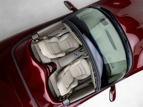 Used 2003 Chevrolet Corvette 50th Anniversary Edition w/ Preferred Equipment Group1 image 15