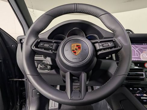 New 2026 Porsche Macan image 36