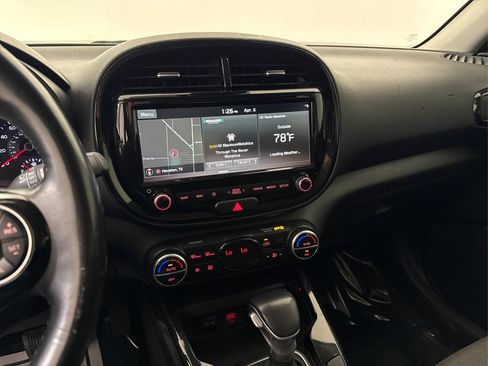Used 2020 Kia Soul EX FWD image 35