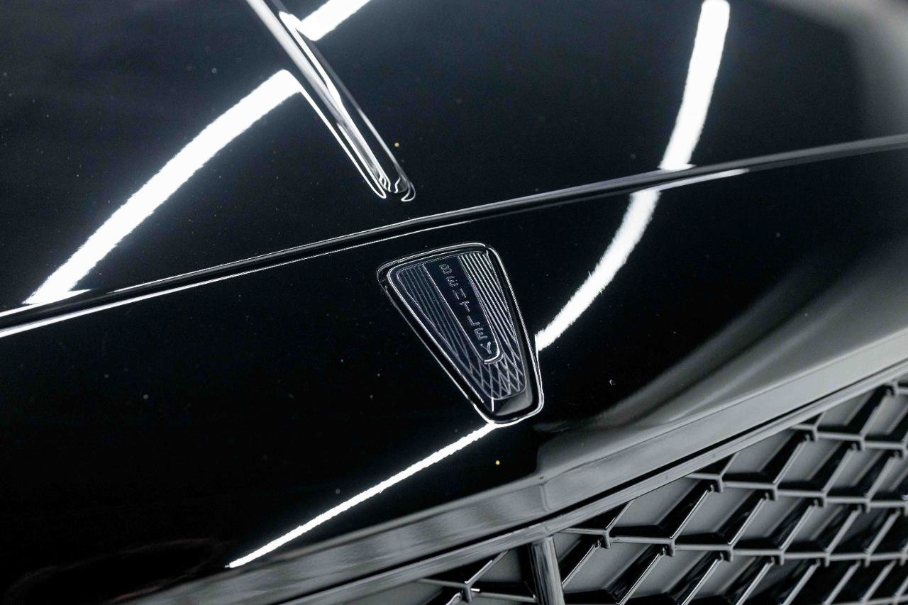 Used 2025 Bentley Flying Spur Plug-In Hybrid AWD/4WD image 15
