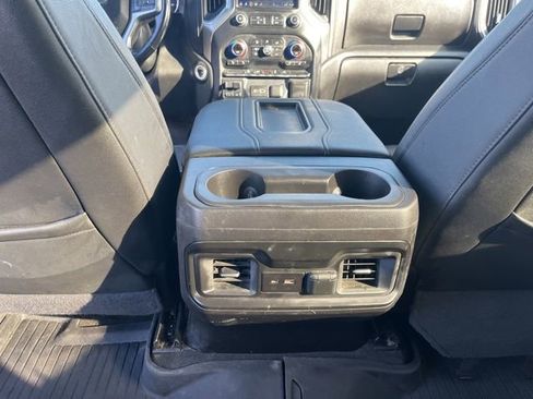 Used 2022 Chevrolet Silverado 1500 LT Trail Boss w/ Convenience Package II AWD/4WD image 15