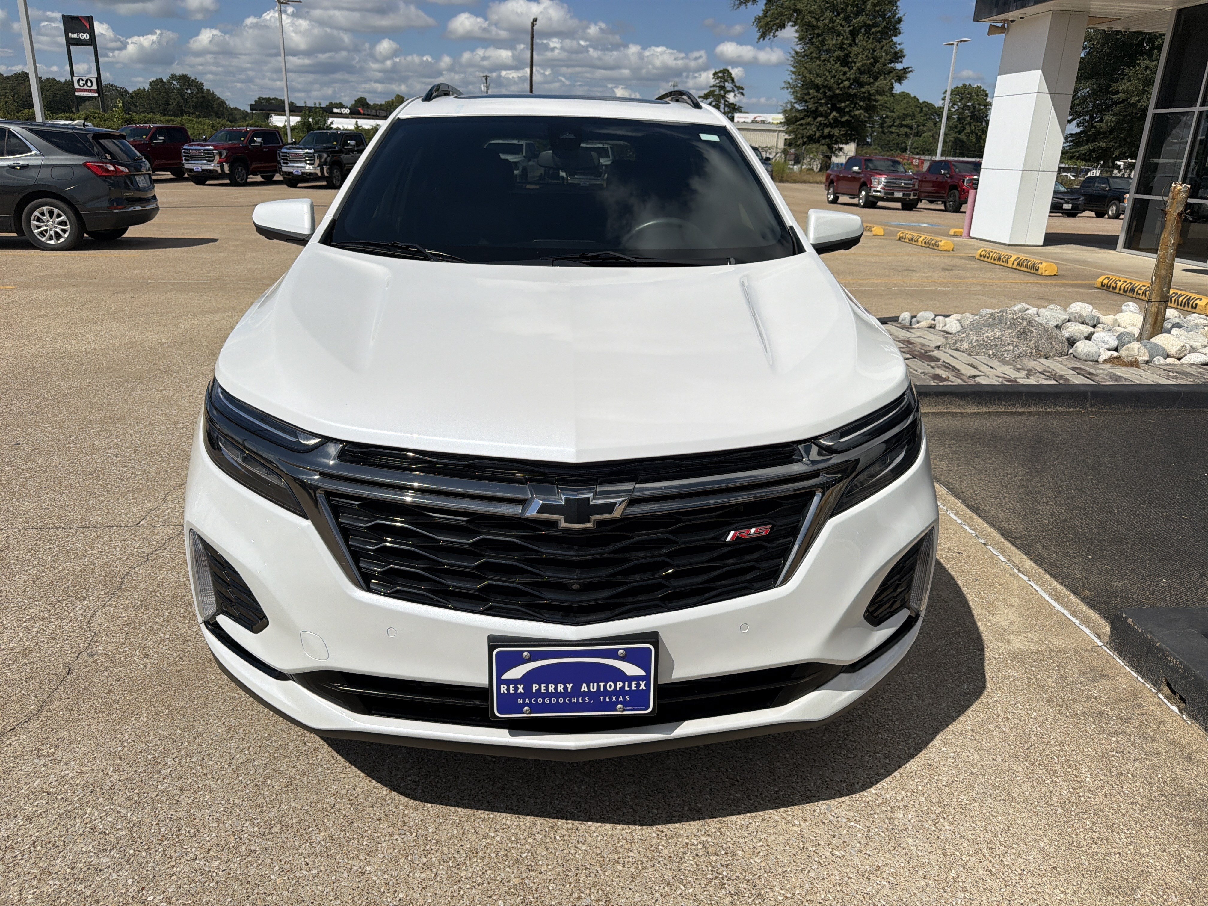 Used 2023 Chevrolet Equinox RS w/ RS Leather Package FWD image 21