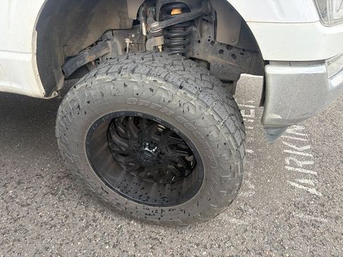 Used 2021 Ford F150 XLT AWD/4WD image 4
