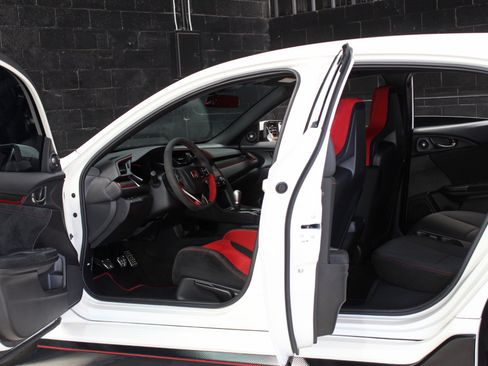 Used 2020 Honda Civic Type R image 34