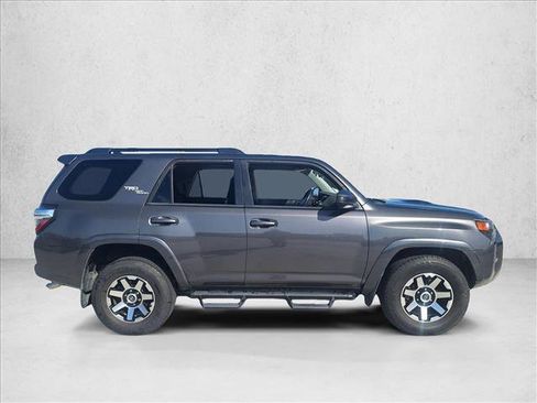 Used 2019 Toyota 4Runner TRD Off-Road AWD/4WD image 4