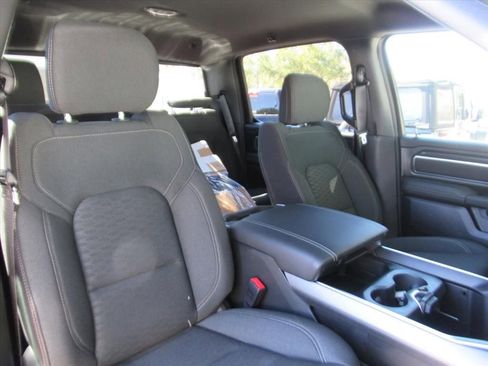 New 2026 RAM 1500 Big Horn AWD/4WD image 10