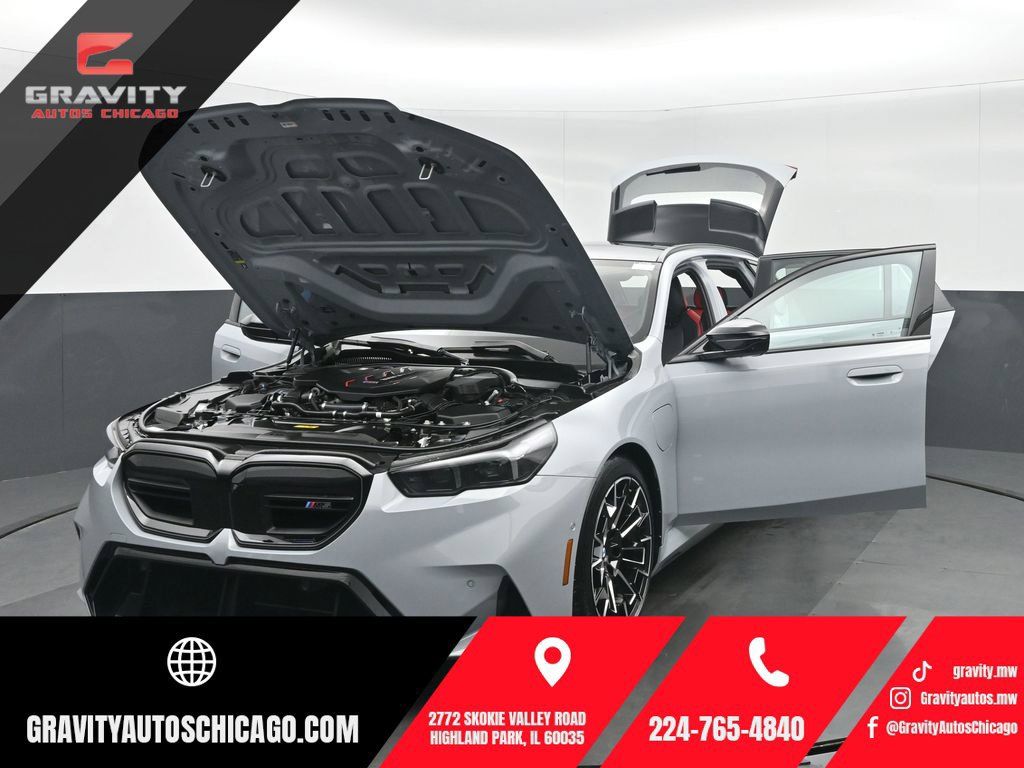 Used 2025 BMW M5 Touring w/ M Driver's Package AWD/4WD image 1