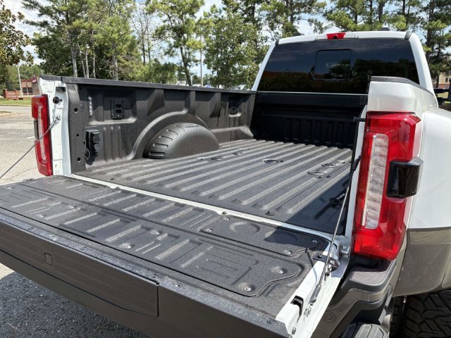 Used 2026 Ford F450 King Ranch w/ FX4 Off-Road Package AWD/4WD image 27