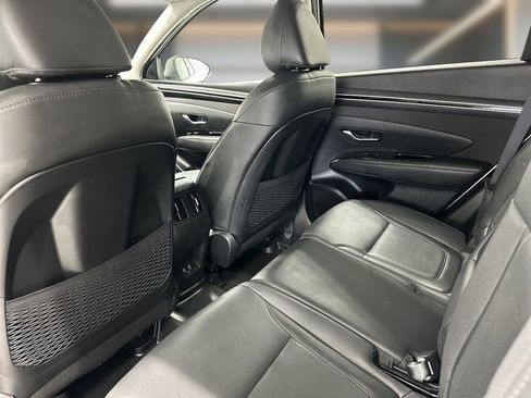 Used 2022 Hyundai Tucson Limited FWD image 12