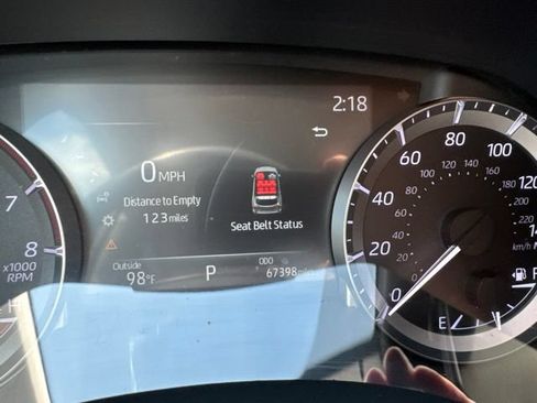Used 2023 Toyota Highlander LE FWD image 15