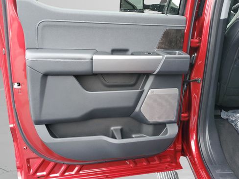 New 2026 Ford F250 Lariat w/ Lariat Ultimate Package image 27