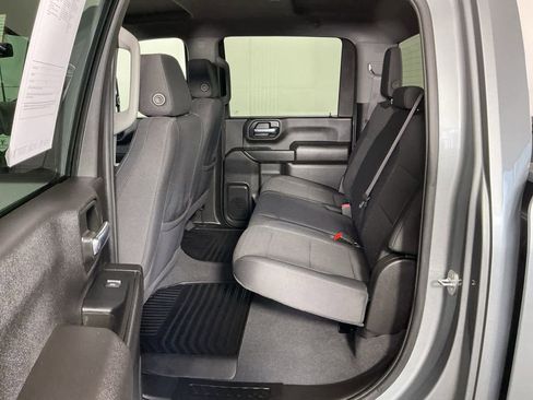 Used 2024 Chevrolet Silverado 2500 Custom w/ Custom Value Package image 10